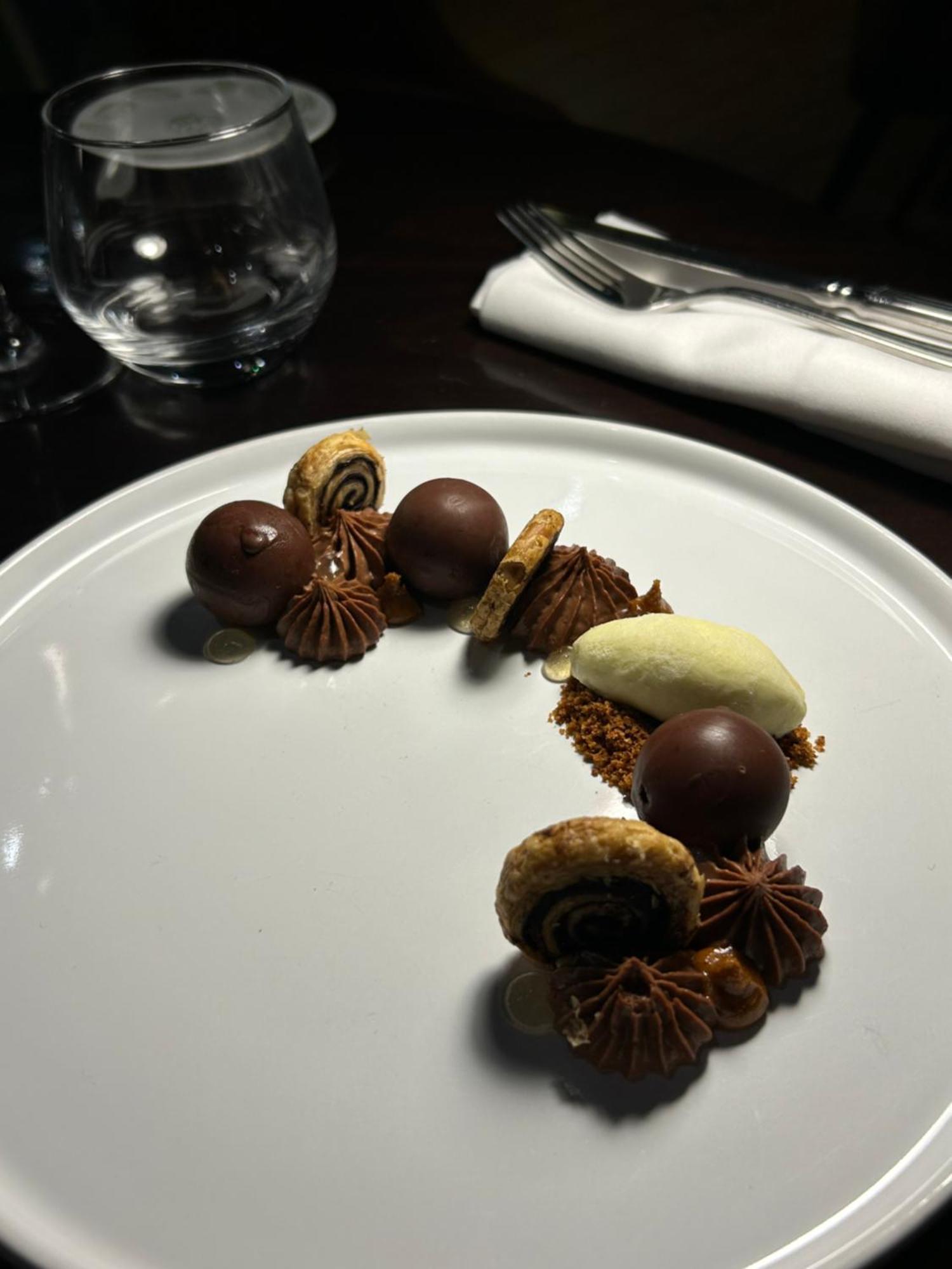 Maison Pavlov - Restaurant & - Bordeaux Bouscat Hotel
